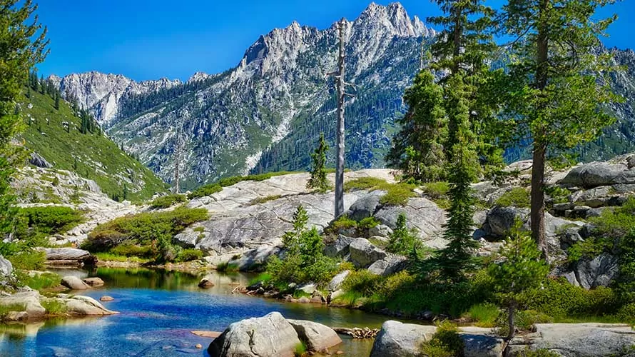 Trinity Alps (Hiking)