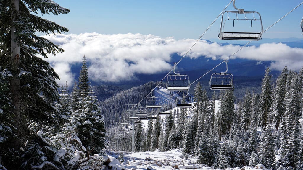 Shasta Mountain Ski Center (Winter)